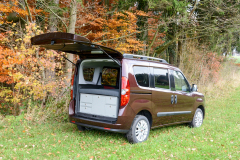 02_Einbau_campingmoebel_Doblo_Combo