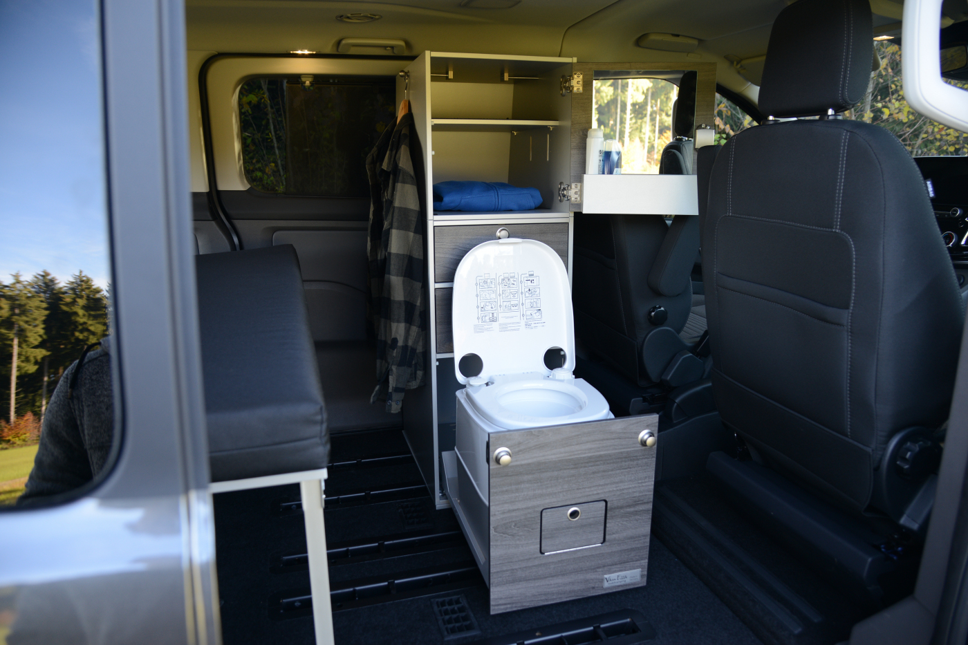 Ford Tourneo Custom (seit 2012) - Bildergalerie Vanessa-Mobilcamping