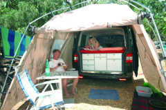 09_VW_Campervan_Heckzelt