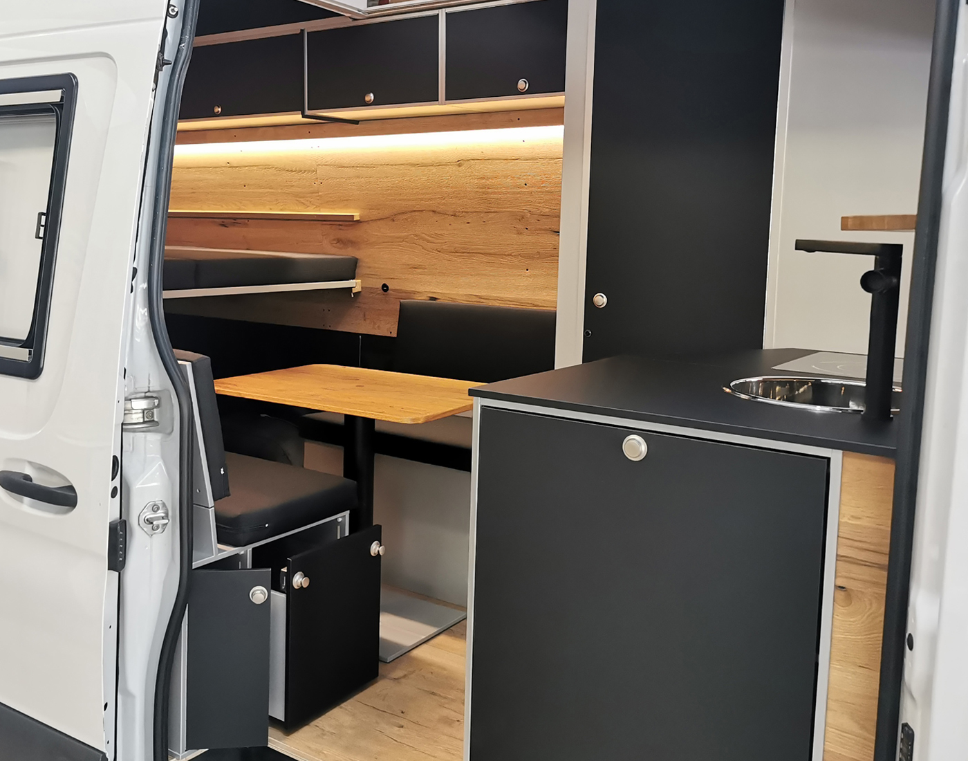 Neu: Campingausbau auch für Mercedes Sprinter - Vanessa-Mobilcamping