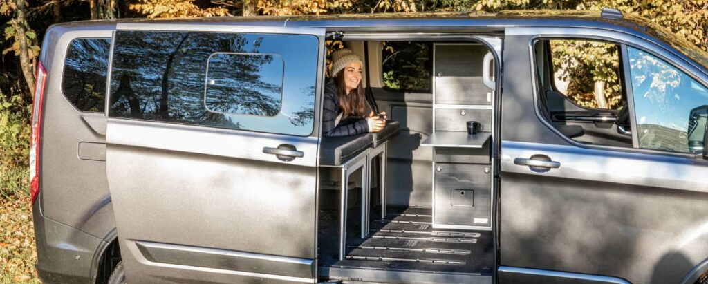 vanessa_innenraum_ford_campervan01
