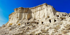 vanessa-camper-felsen-pyrenäen