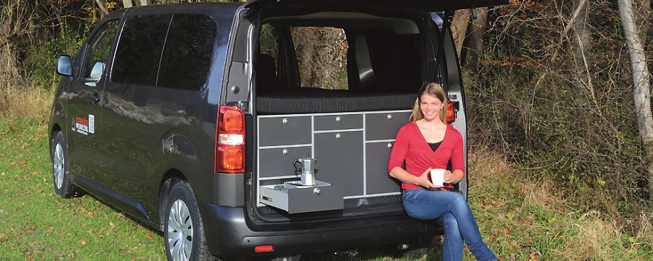 Citroen Jumpy camping conversion with VanEssa mobilcamping kitchen box