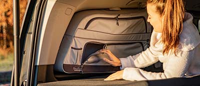 VanEssa window bag in a Mercedes V-Class