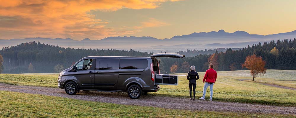 Ford Tourneo Custom Camper with VanEssa Camping furniture