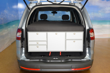 Schlafen im ford galaxy #2