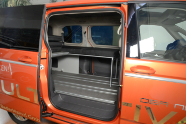 VanEssa sleeping system Surfer split single bed in VW T7 Multivan