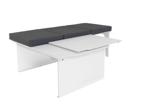 Simple and modern – VanEssa´s Sleeping system Surfer divided