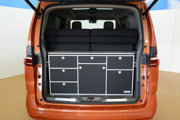 Schlafsystem zur Küche Surfer geteilt - VW T7 Multivan