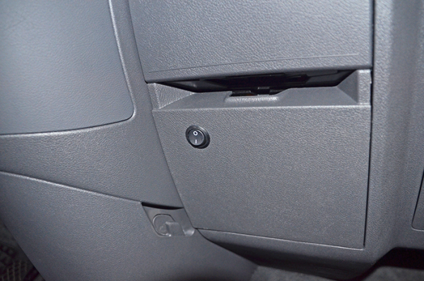 Interior headlining light switch-off VW T5