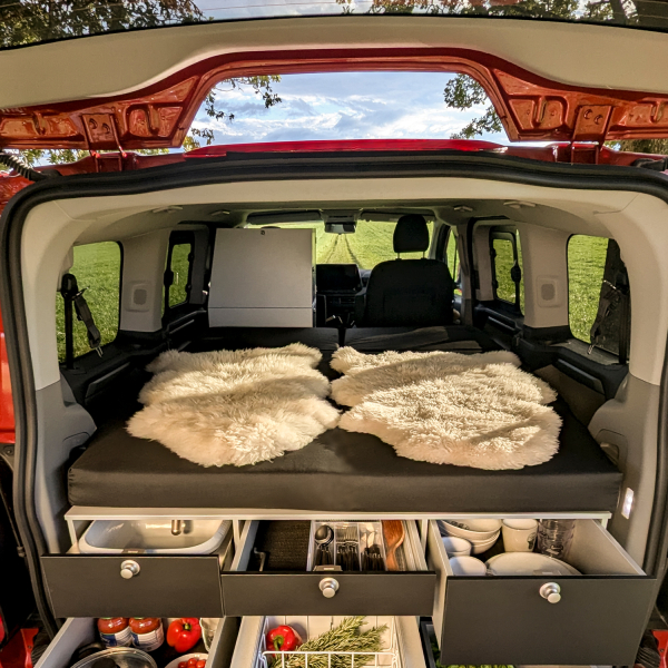 Sleeping system Surfer in addition to kitchen - Ford Tourneo Custom from 2024