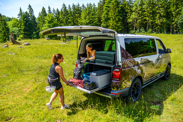 VanEssa Riva rear extension in a VW van in the mountains